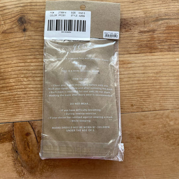 NIP Chambray Blue Fabric Facemasks - Package of 3 Rt $24 - Picture 3 of 4